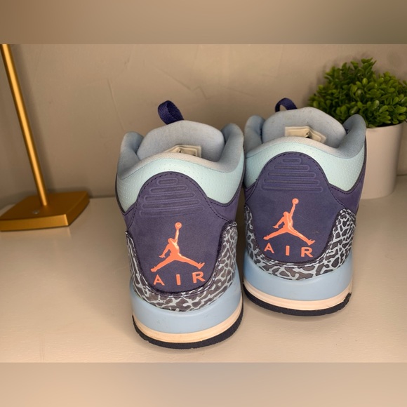 Jordan Retro 3 for boys - Picture 2 of 7